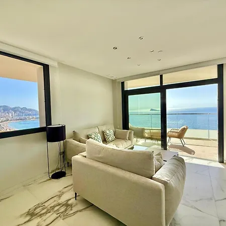 Sunset Sailors Stunning Views شقة