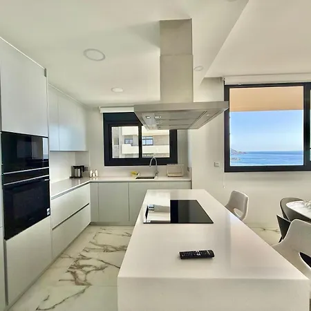 Sunset Sailors Stunning Views *